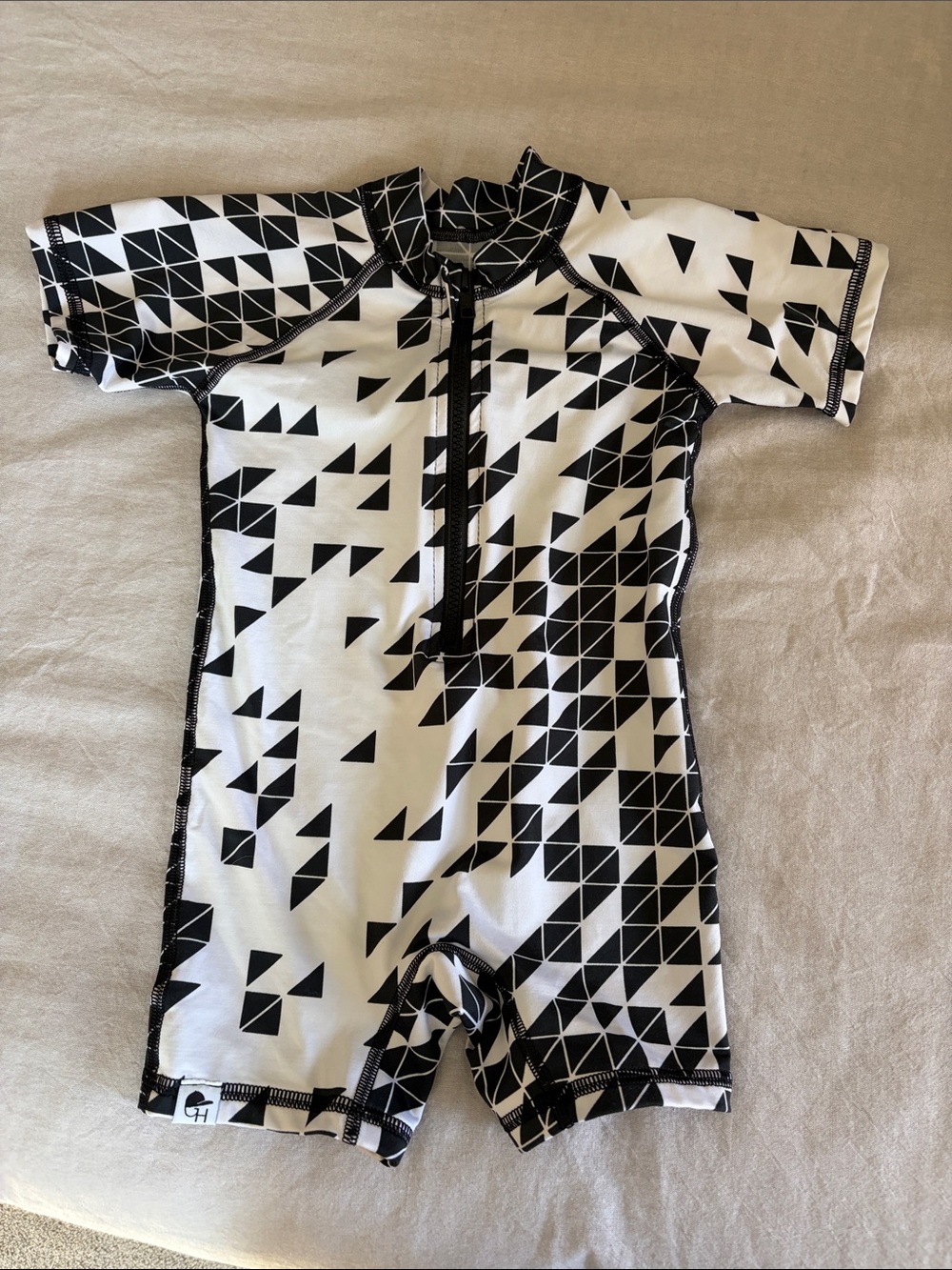 Kids Black & White Geometric Short-Sleeve One-Piece Swimsuit